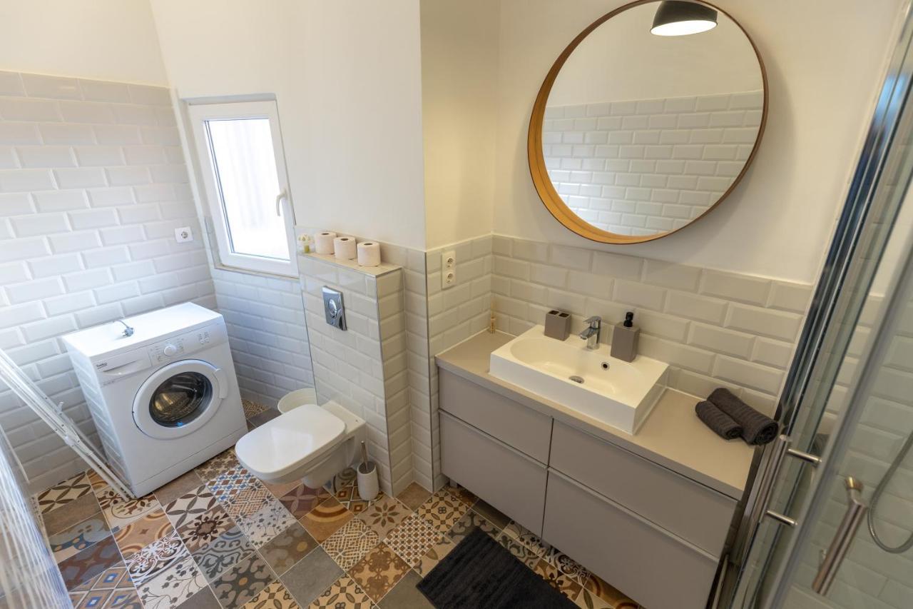 Acacia Apartments Будапеща Екстериор снимка